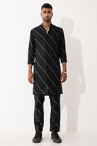 Black Linen Printed Kurta Set by Son Of A Noble SNOB Men