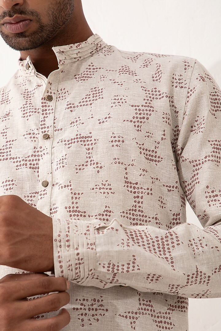 Ivory Linen Printed Kurta Set by Son Of A Noble SNOB Men at Pernia's Pop Up Shop