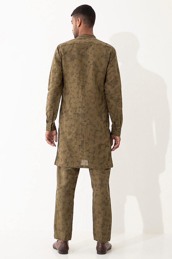 Brown Linen Printed Kurta Set by Son Of A Noble SNOB Men at Pernia's Pop Up Shop