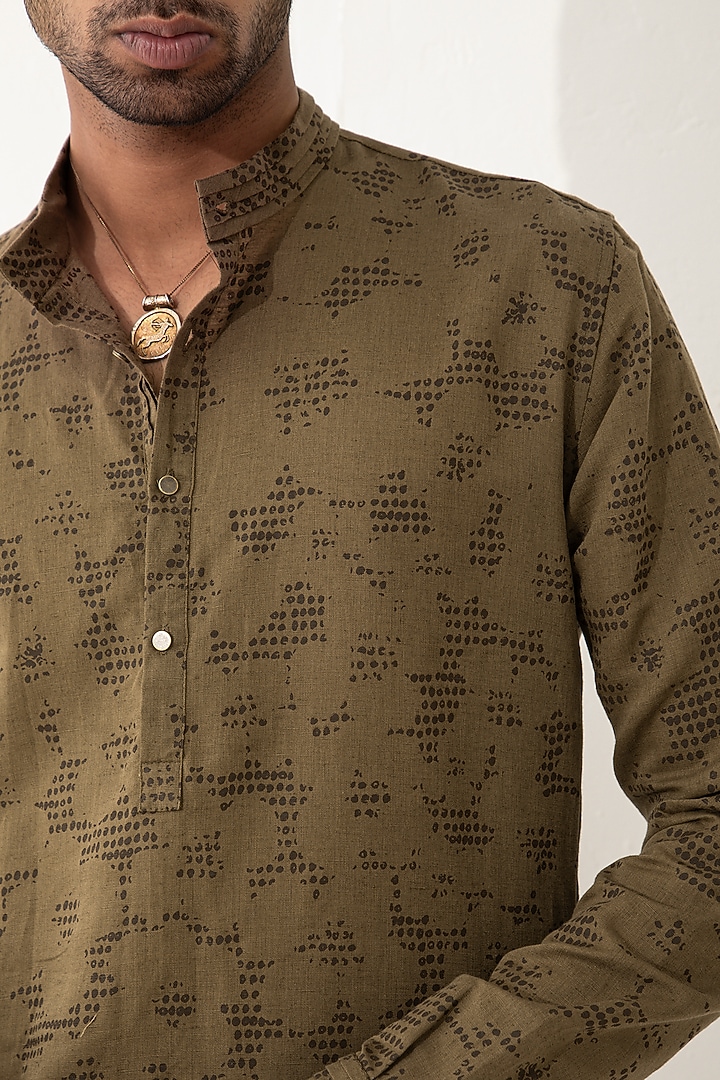 Brown Linen Printed Kurta Set by Son Of A Noble SNOB Men at Pernia's Pop Up Shop
