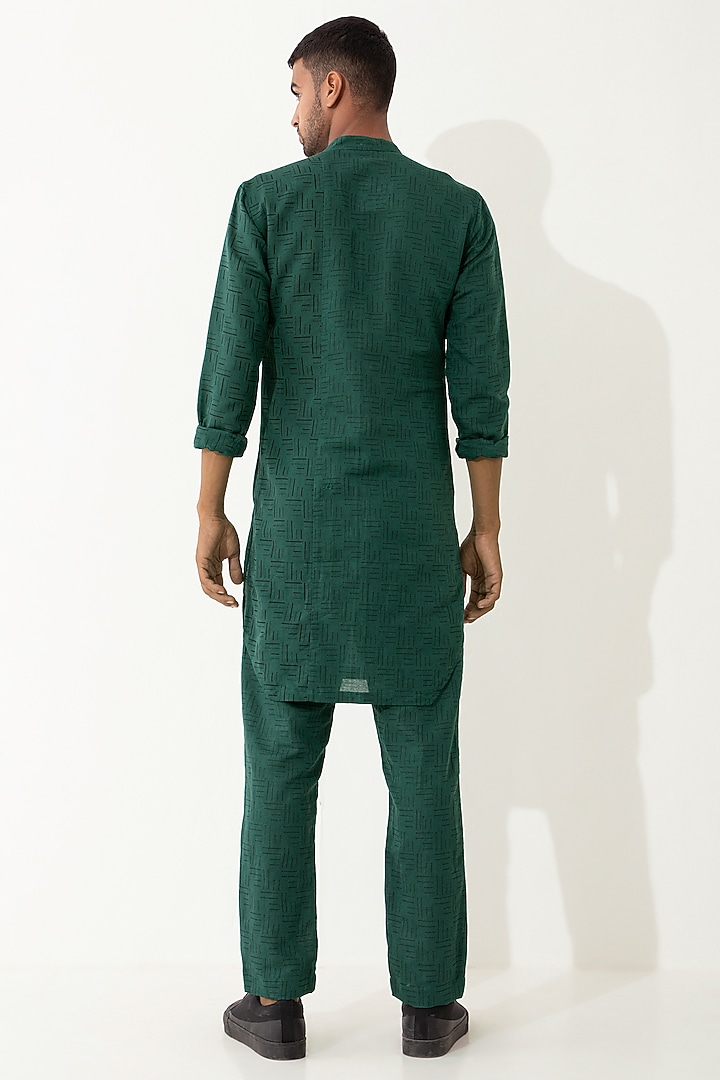 Green Linen Printed Kurta Set by Son Of A Noble SNOB Men at Pernia's Pop Up Shop