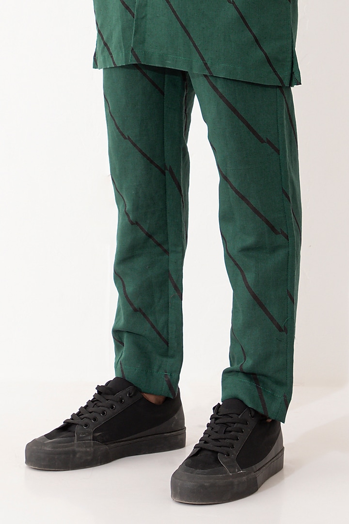 Green Linen Printed Kurta Set by Son Of A Noble SNOB Men at Pernia's Pop Up Shop