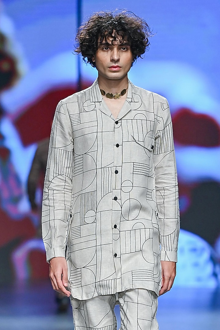 Ivory Linen Printed Co-Ord Set by Son Of A Noble SNOB Men at Pernia's Pop Up Shop