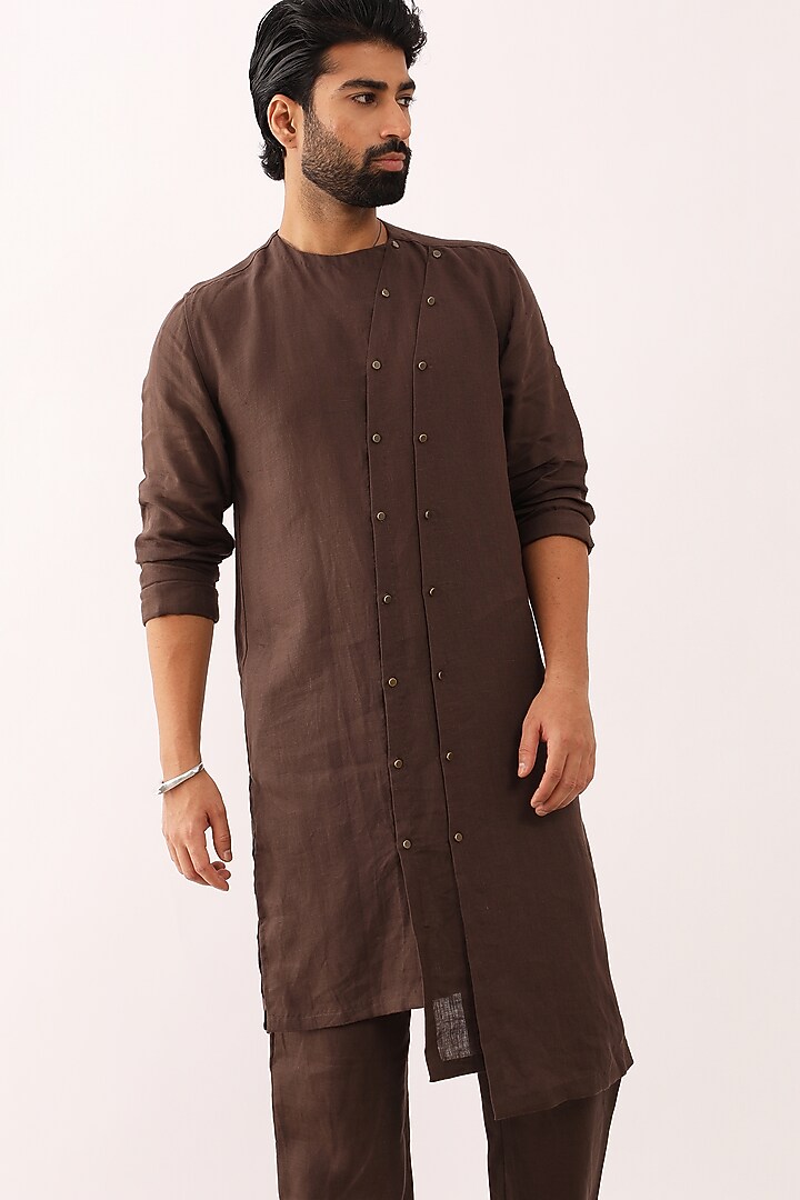 Brown Linen Asymmetric Kurta Set by Son Of A Noble SNOB Men at Pernia's Pop Up Shop