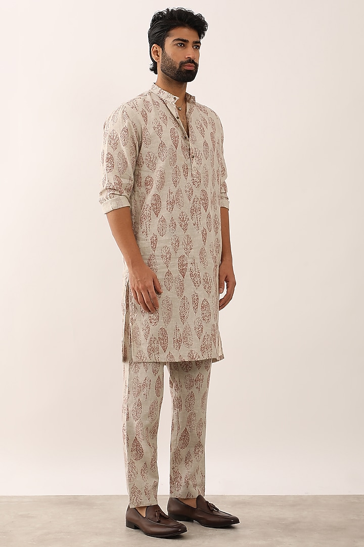 Ivory Linen Printed Kurta Set by Son Of A Noble SNOB Men at Pernia's Pop Up Shop