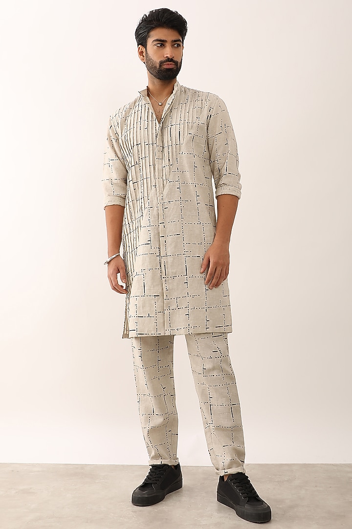 Ivory Linen Printed Kurta Set by Son Of A Noble SNOB Men at Pernia's Pop Up Shop