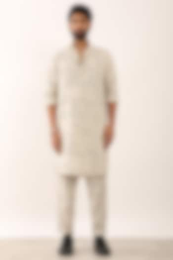 Ivory Linen Printed Kurta Set by Son Of A Noble SNOB Men at Pernia's Pop Up Shop