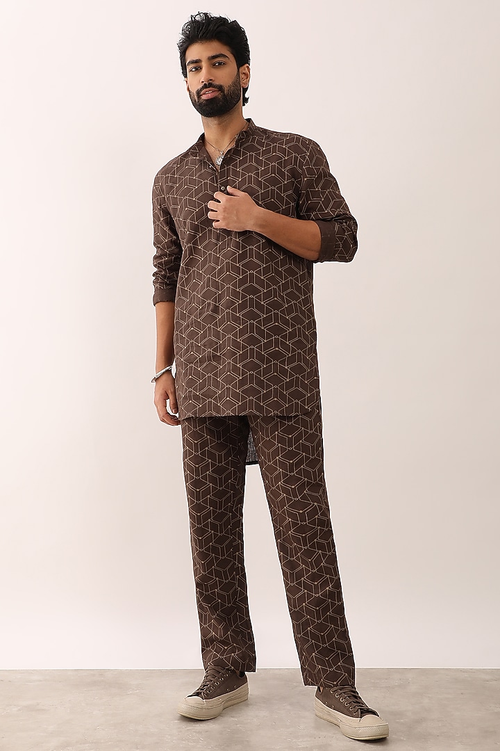 Brown Linen Printed Kurta Set by Son Of A Noble SNOB Men at Pernia's Pop Up Shop