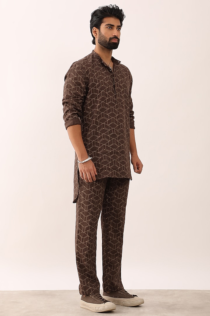 Brown Linen Printed Kurta Set by Son Of A Noble SNOB Men at Pernia's Pop Up Shop