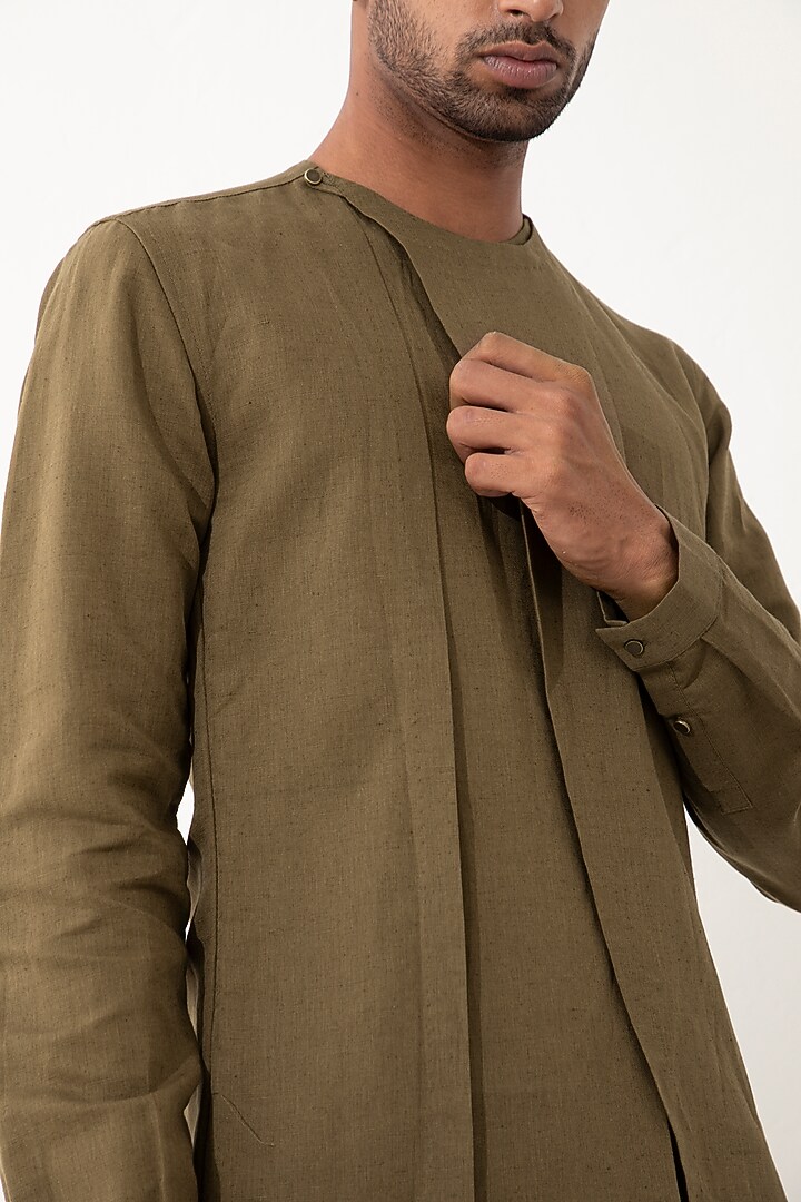 Brown Linen Paneled Kurta Set by Son Of A Noble SNOB Men at Pernia's Pop Up Shop