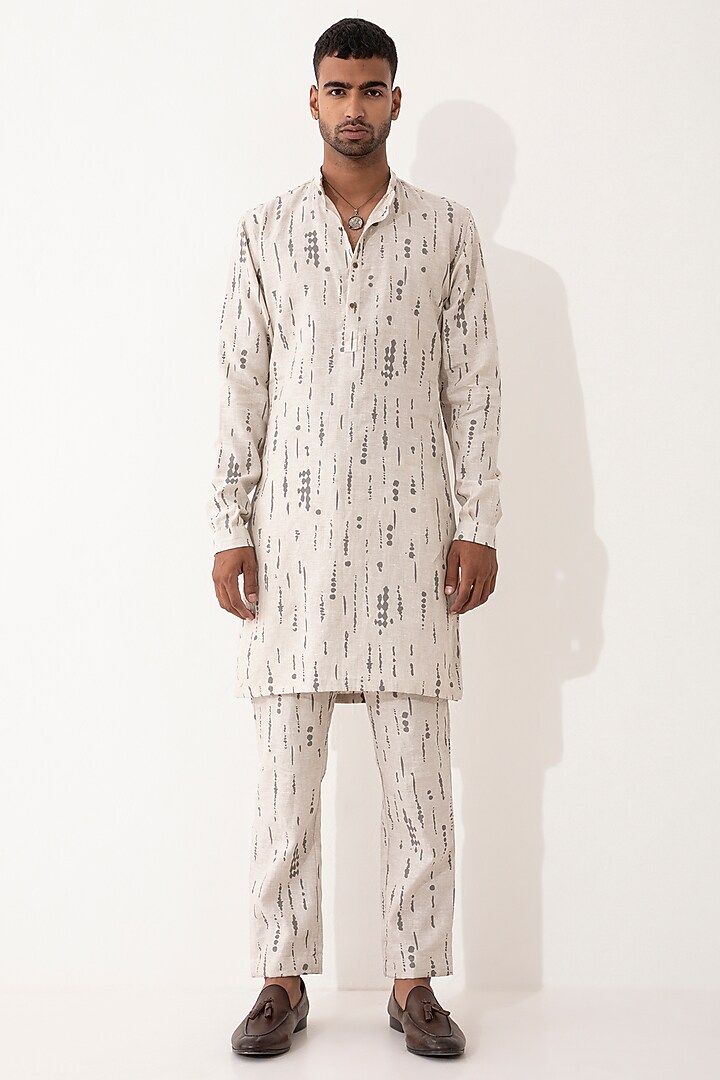 Ivory Linen Printed Kurta Set by Son Of A Noble SNOB Men at Pernia's Pop Up Shop