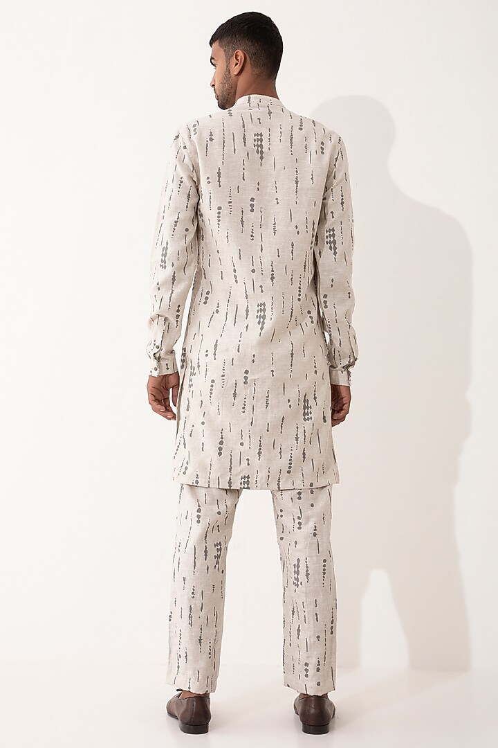 Ivory Linen Printed Kurta Set by Son Of A Noble SNOB Men at Pernia's Pop Up Shop