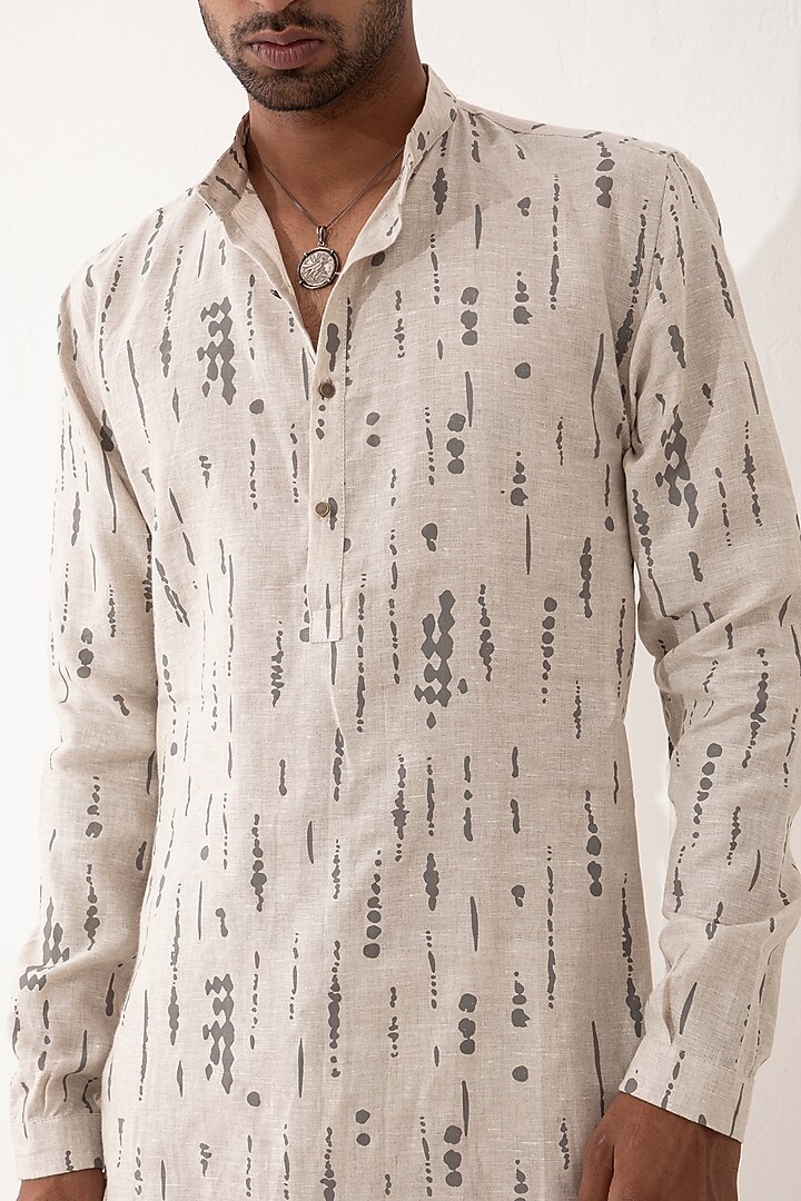 Ivory Linen Printed Kurta Set by Son Of A Noble SNOB Men at Pernia's Pop Up Shop