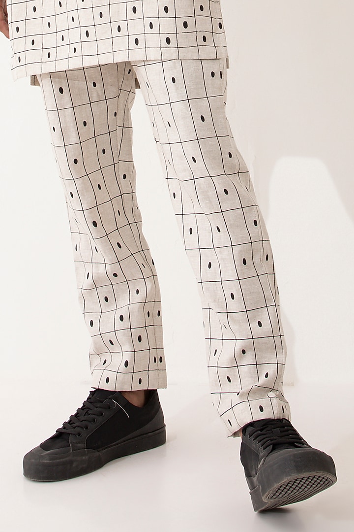 Ivory Linen Printed Kurta Set by Son Of A Noble SNOB Men at Pernia's Pop Up Shop
