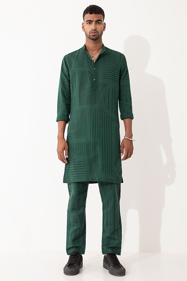 Green Linen Printed Kurta Set by Son Of A Noble SNOB Men at Pernia's Pop Up Shop