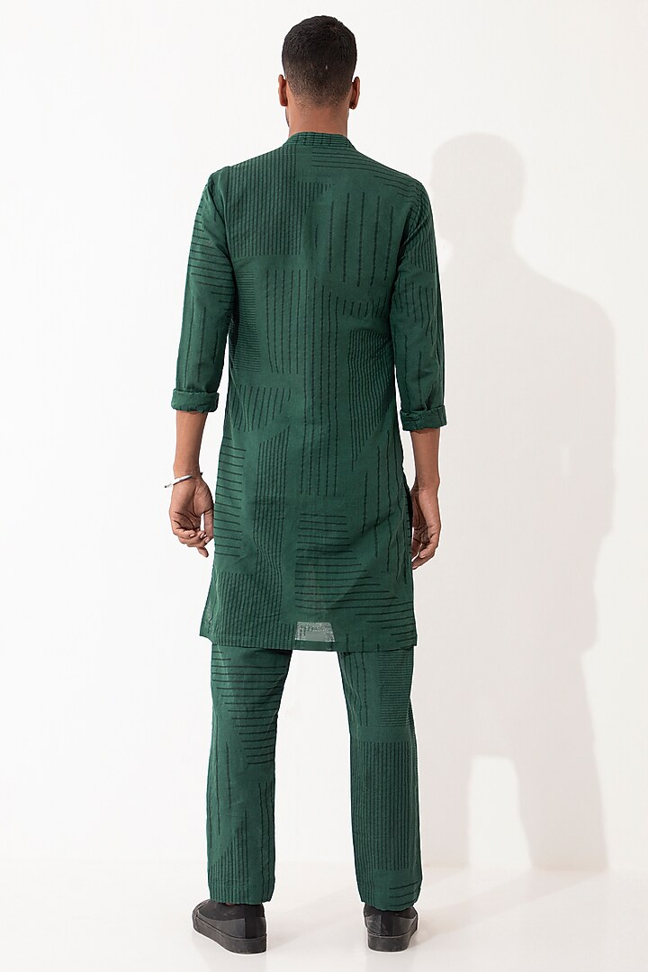 Green Linen Printed Kurta Set by Son Of A Noble SNOB Men at Pernia's Pop Up Shop