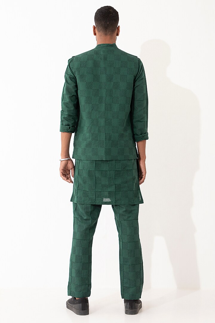 Green Linen Printed Bundi Set by Son Of A Noble SNOB Men at Pernia's Pop Up Shop