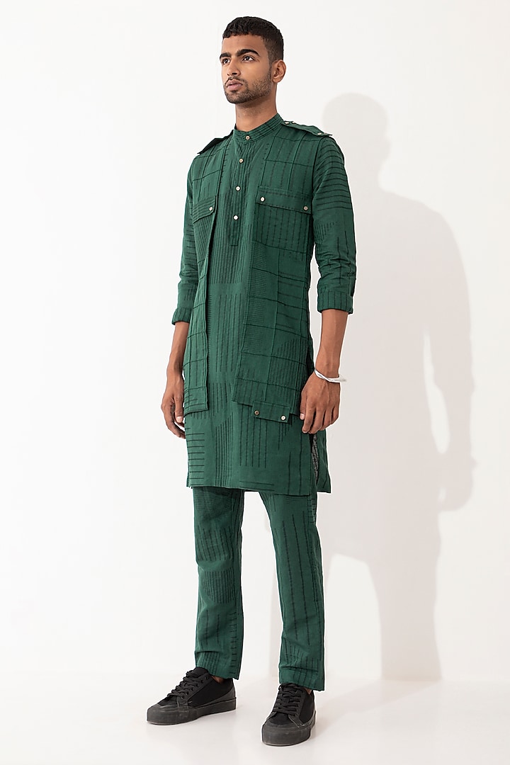 Green Linen Textured Bundi Set by Son Of A Noble SNOB Men