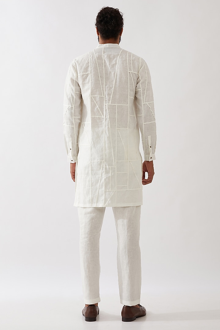 White Linen Textured Kurta Set by Son Of A Noble SNOB Men at Pernia's Pop Up Shop