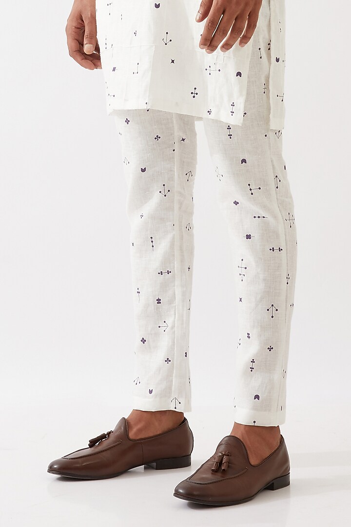 White Linen Printed Kurta Set by Son Of A Noble SNOB Men at Pernia's Pop Up Shop