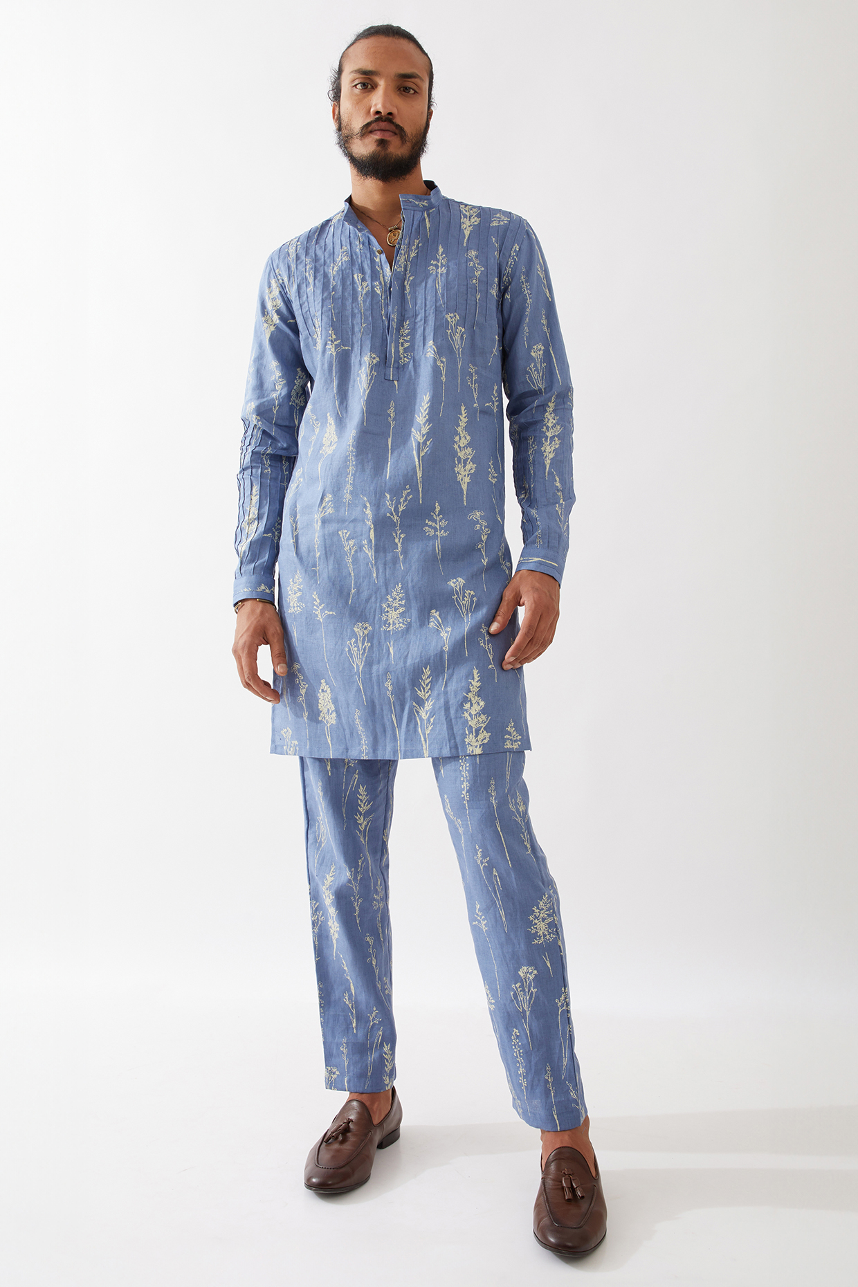 Blue Linen Printed Kurta Set by Son Of A Noble SNOB Men at Pernia's Pop Up Shop