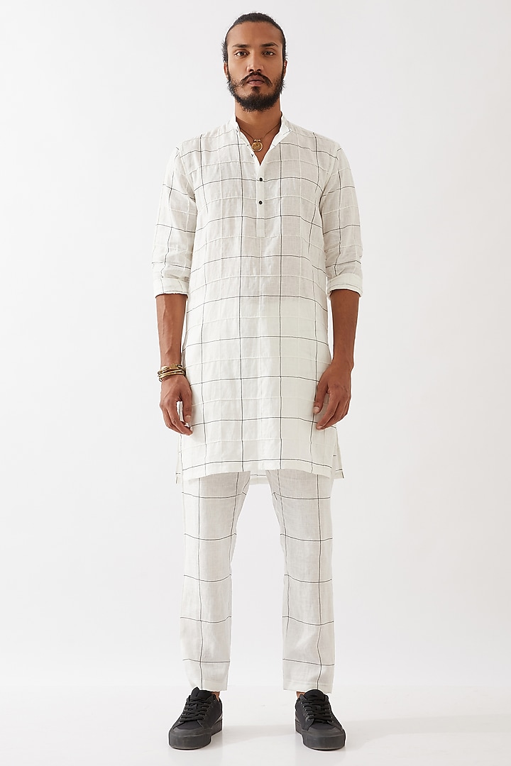 White Linen Printed Kurta Set by Son Of A Noble SNOB Men at Pernia's Pop Up Shop