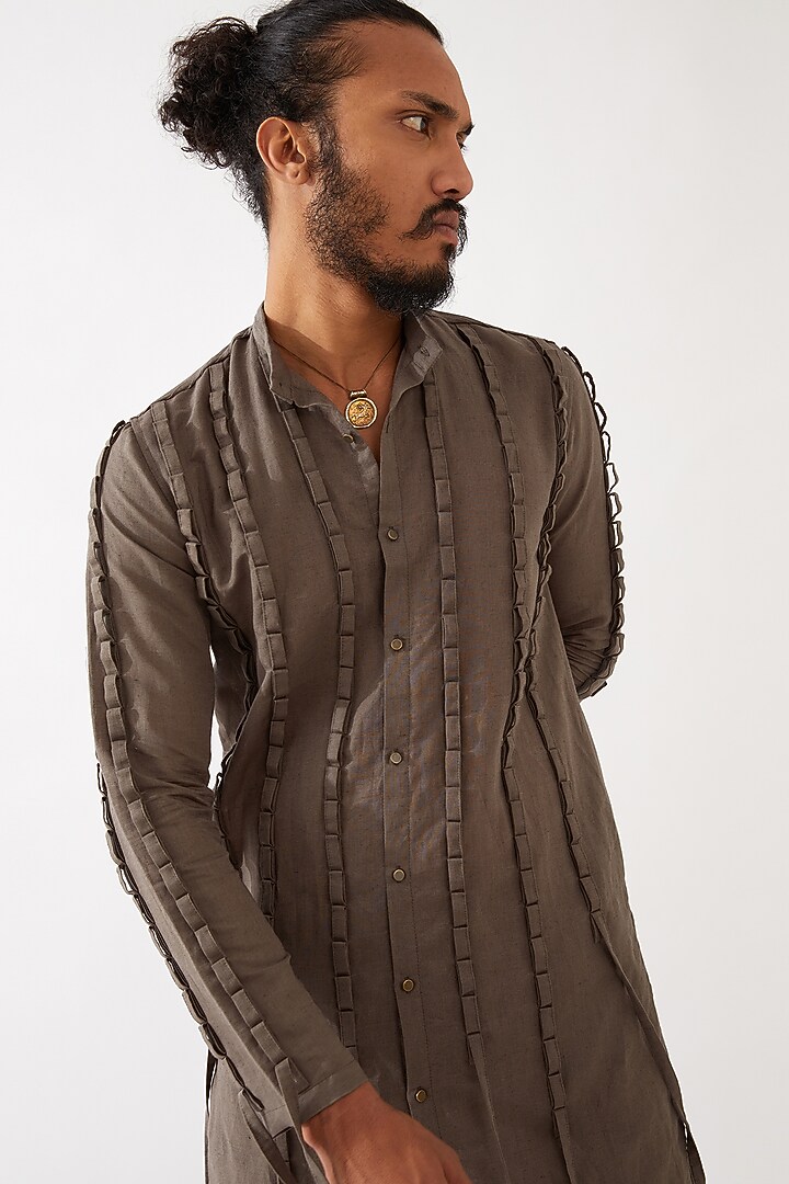 Grey Cotton Linen Textured Kurta Set by Son Of A Noble SNOB Men at Pernia's Pop Up Shop