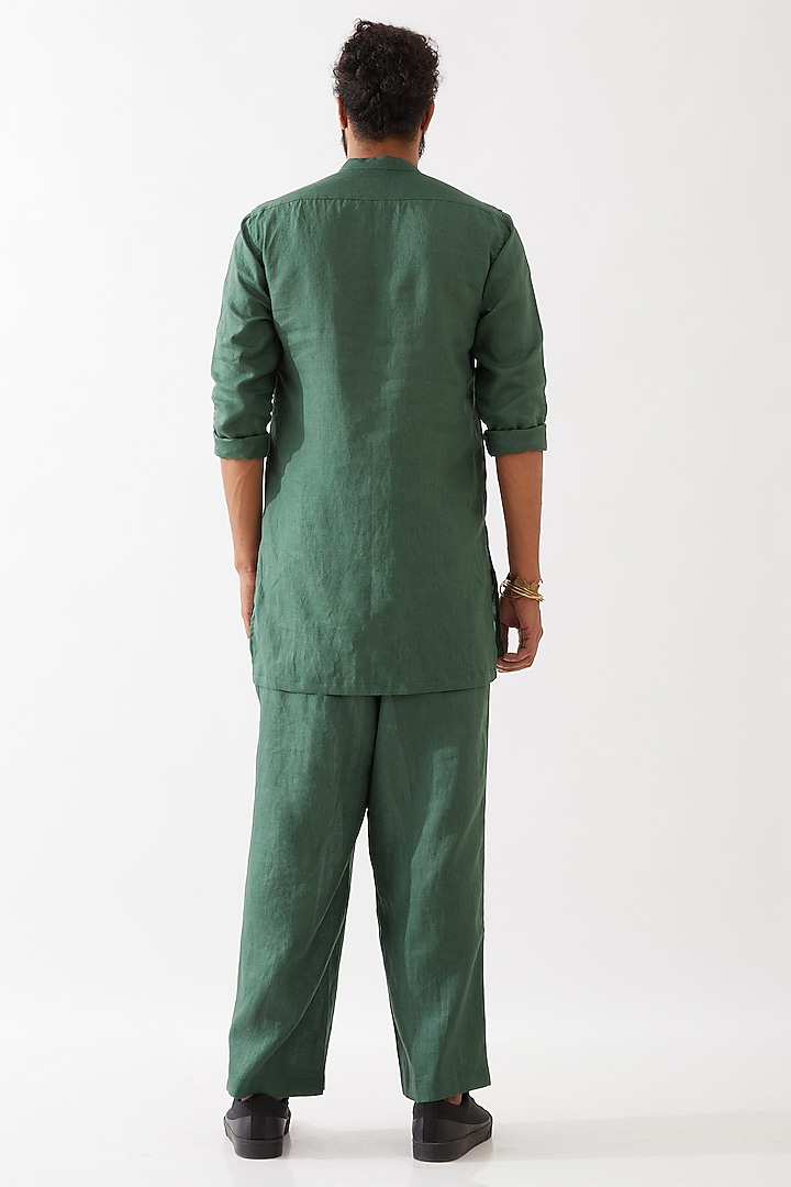 Green Linen Short Kurta Set by Son Of A Noble SNOB Men at Pernia's Pop Up Shop
