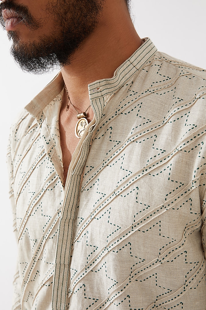 Ivory Linen Printed Textured Kurta Set by Son Of A Noble SNOB Men at Pernia's Pop Up Shop