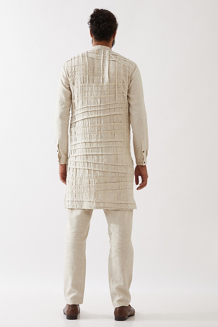 Ivory Linen Pleated Kurta Set by Son Of A Noble SNOB Men at Pernia's Pop Up Shop