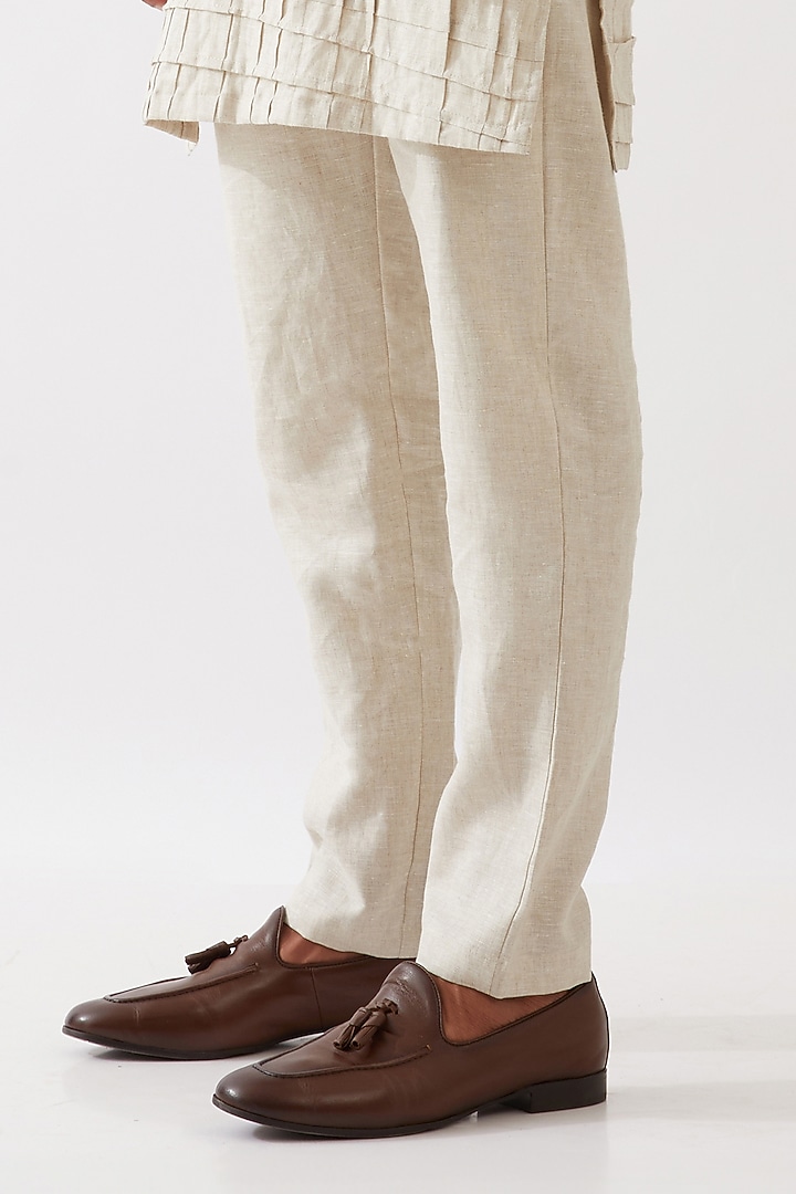 Ivory Linen Pleated Kurta Set by Son Of A Noble SNOB Men at Pernia's Pop Up Shop