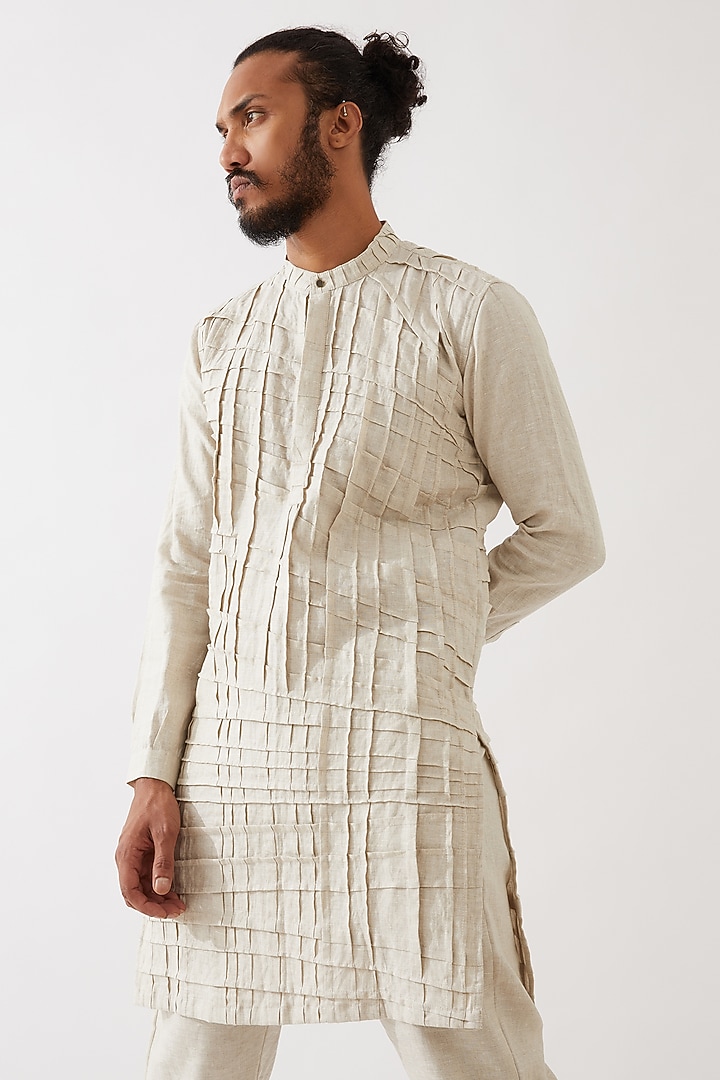 Ivory Linen Pleated Kurta Set by Son Of A Noble SNOB Men at Pernia's Pop Up Shop
