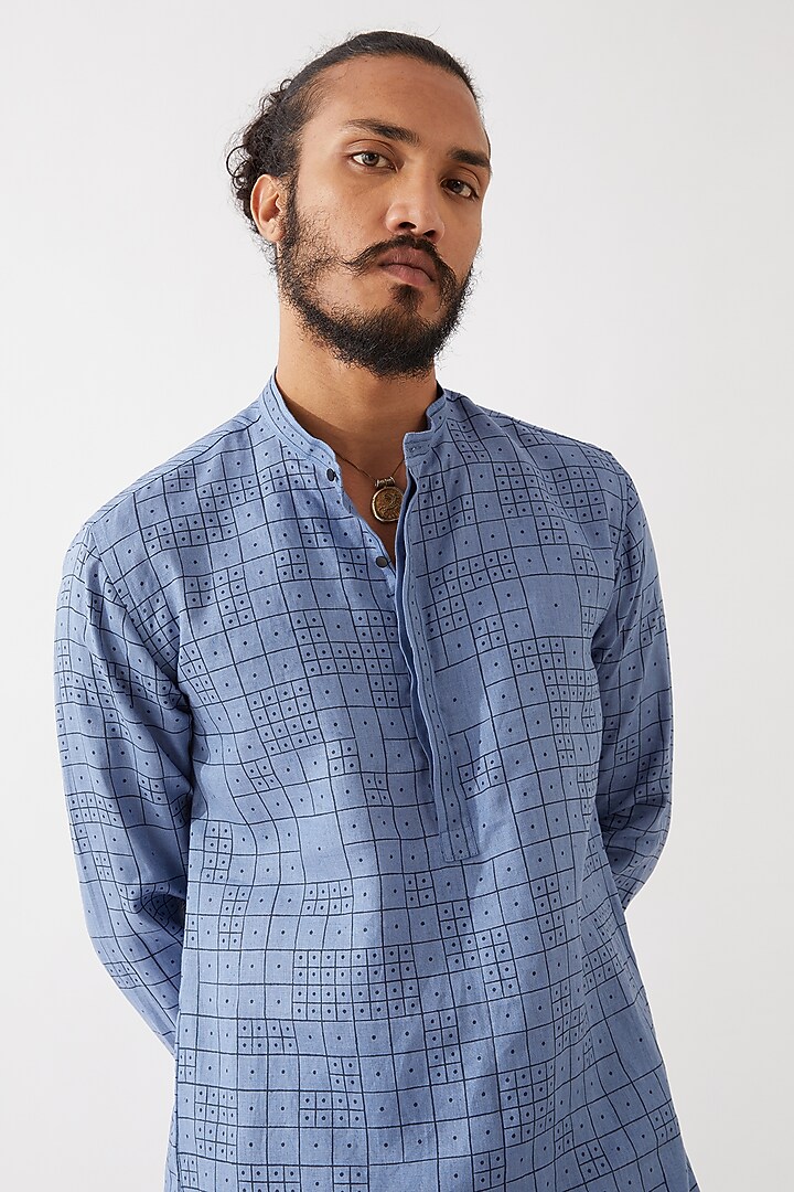 Blue Linen Printed Kurta Set by Son Of A Noble SNOB Men at Pernia's Pop Up Shop