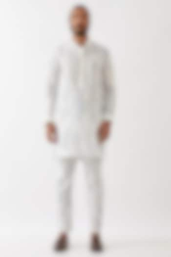 White Linen Printed Textured Kurta Set by Son Of A Noble SNOB Men