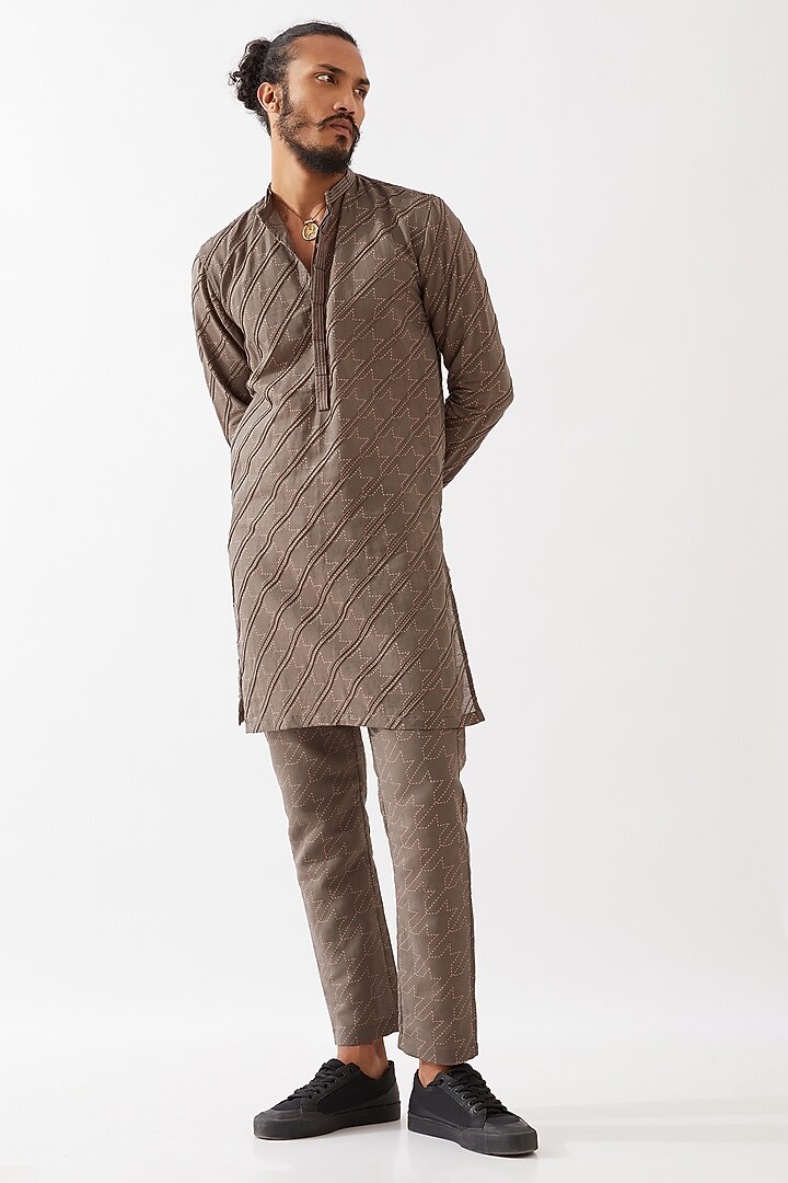 Grey Cotton Linen Printed Textured Kurta Set by Son Of A Noble SNOB Men at Pernia's Pop Up Shop