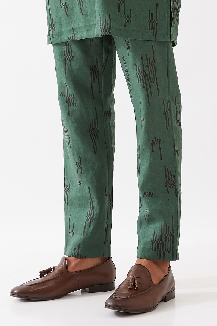 Green Linen Printed Kurta Set by Son Of A Noble SNOB Men at Pernia's Pop Up Shop