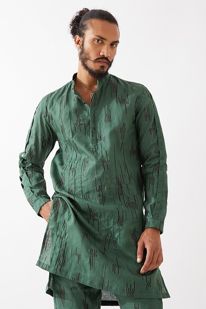 Green Linen Printed Kurta Set by Son Of A Noble SNOB Men at Pernia's Pop Up Shop