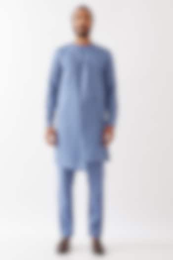 Blue Linen Kurta Set by Son Of A Noble SNOB Men at Pernia's Pop Up Shop