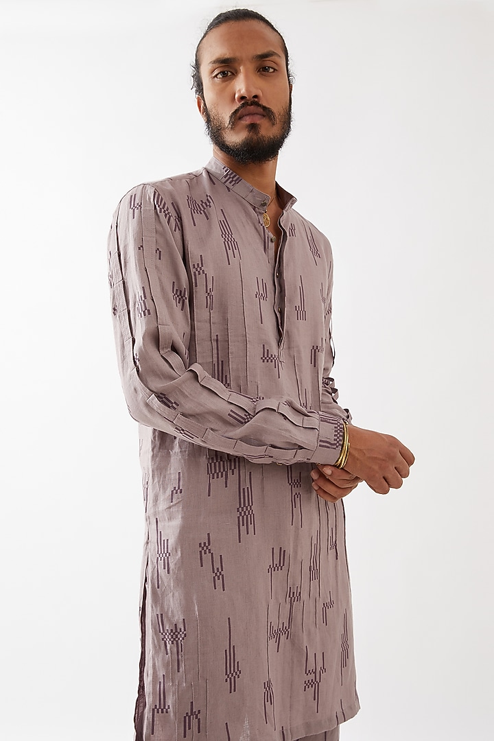 Purple Linen Printed Textured Kurta Set by Son Of A Noble SNOB Men at Pernia's Pop Up Shop