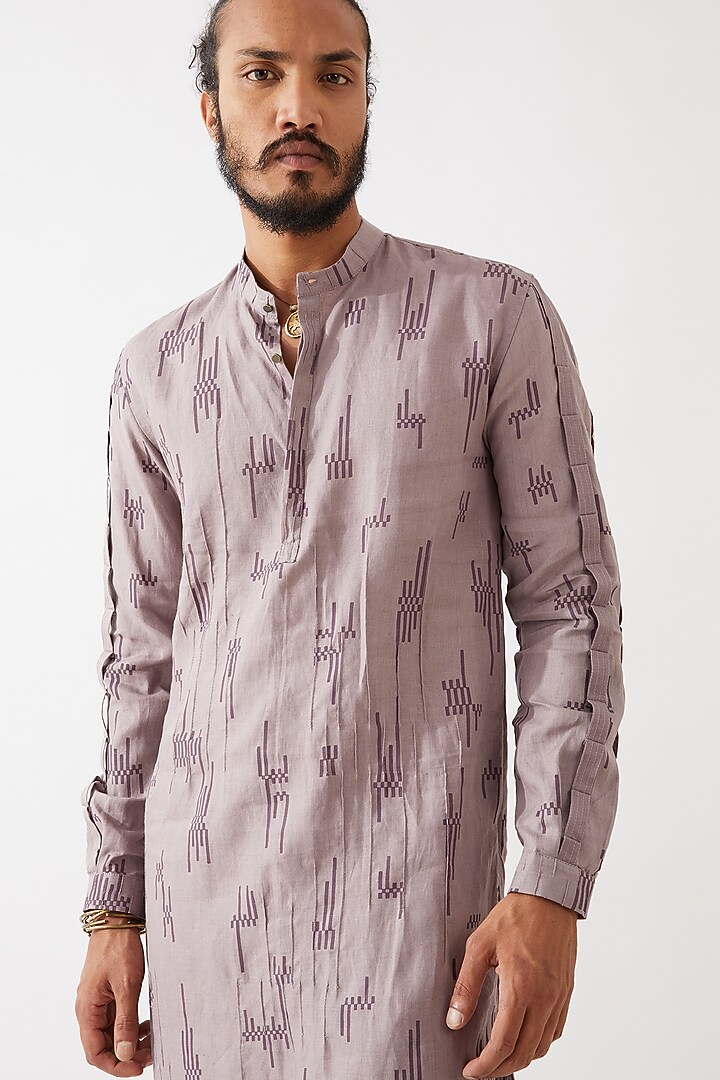 Purple Linen Printed Textured Kurta Set by Son Of A Noble SNOB Men at Pernia's Pop Up Shop