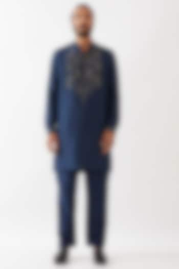 Navy Blue Dupion Silk Embroidered Kurta Set by Son Of A Noble SNOB Men at Pernia's Pop Up Shop