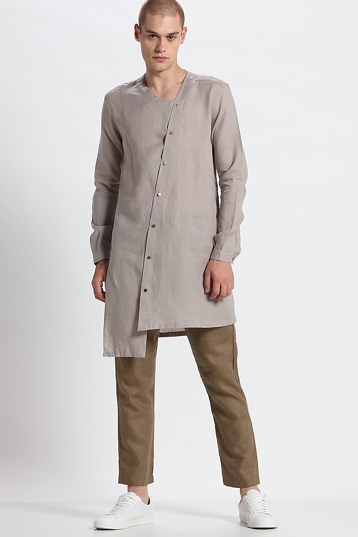Stone Grey Tilted Placket Kurta by Son Of A Noble SNOB