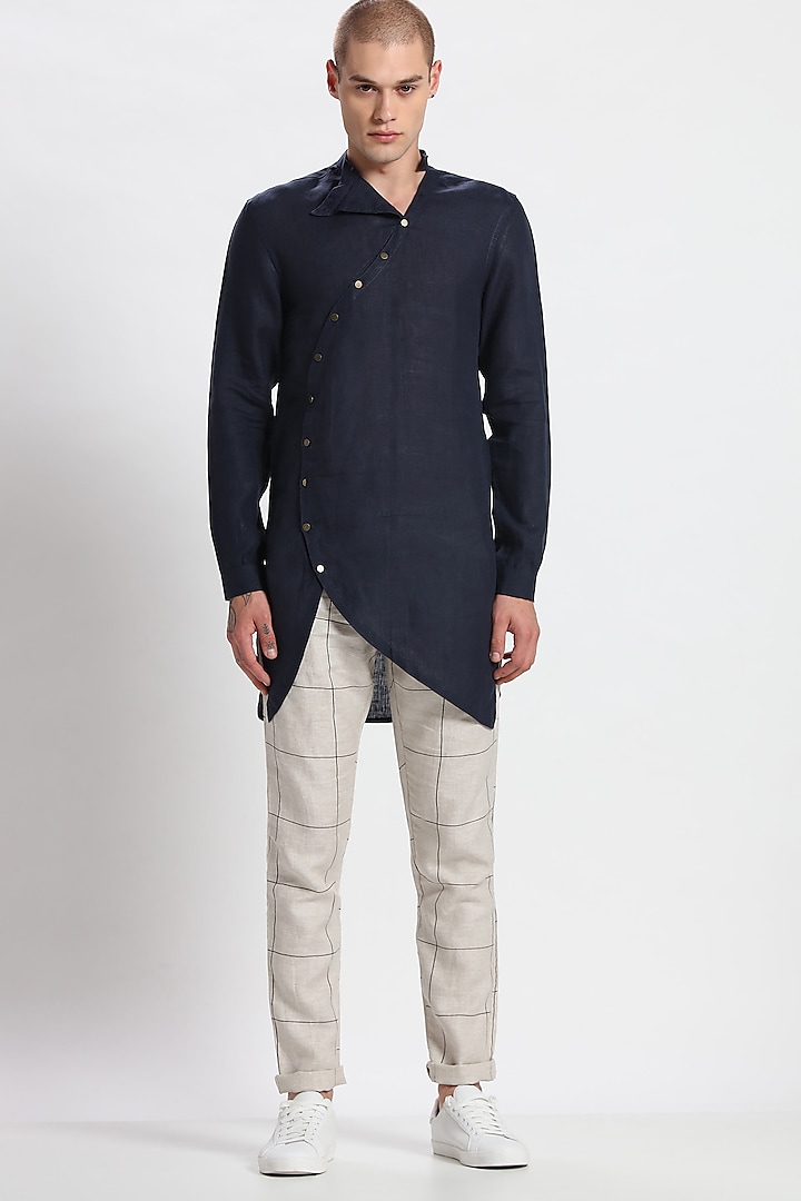 Navy Blue Placket Kurta by Son Of A Noble SNOB at Pernia's Pop Up Shop