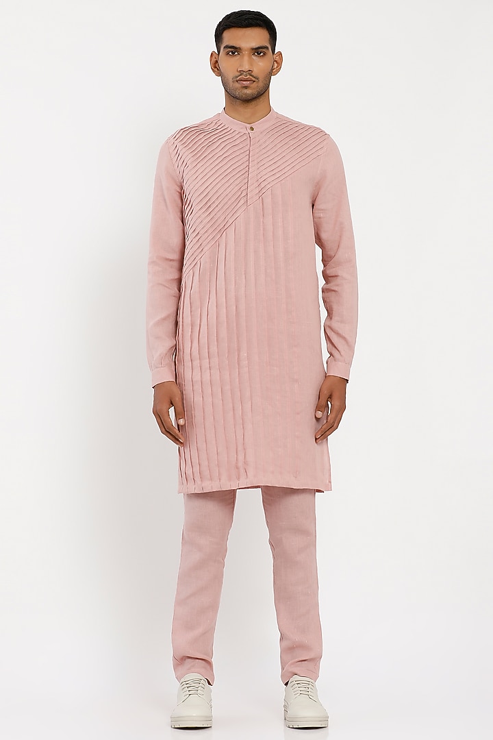 Blush Pink Berlin Kurta by Son Of A Noble SNOB Men at Pernia's Pop Up Shop