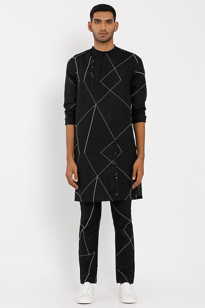 Black Linen Kurta Set by Son Of A Noble SNOB Men at Pernia's Pop Up Shop
