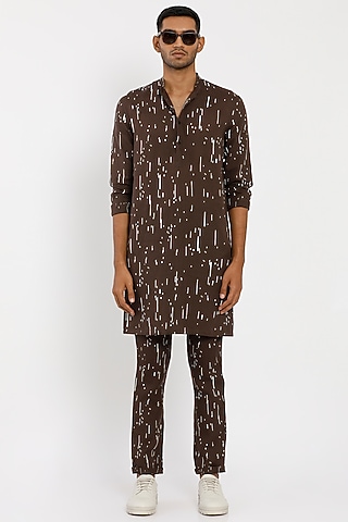 Brown Kurta Set In Linen by Son Of A Noble SNOB Men