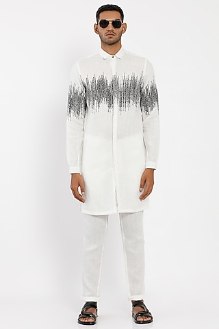 White Kurta Set In Linen by Son Of A Noble SNOB Men