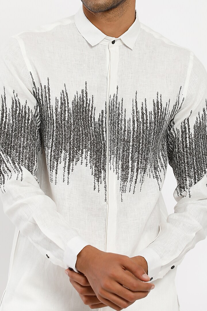 White Kurta Set In Linen by Son Of A Noble SNOB Men at Pernia's Pop Up Shop