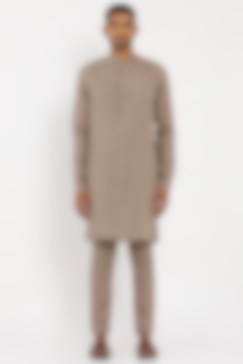 Stone Brown Sherwood Kurta In Linen by Son Of A Noble SNOB Men at Pernia's Pop Up Shop