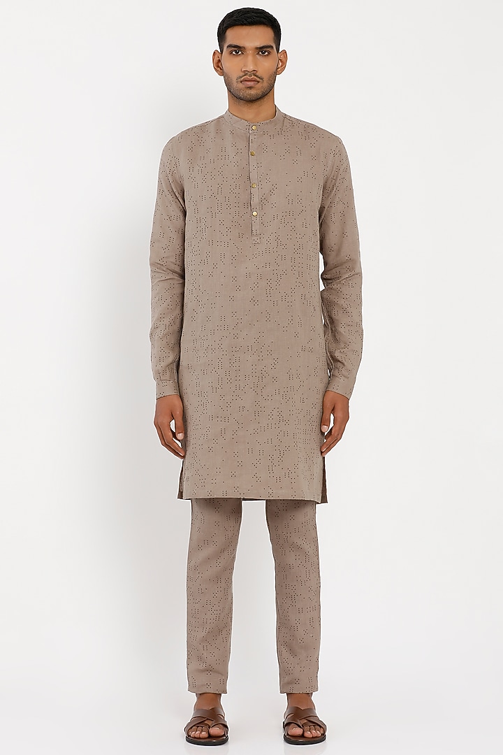 Stone Brown Sherwood Kurta In Linen by Son Of A Noble SNOB Men at Pernia's Pop Up Shop